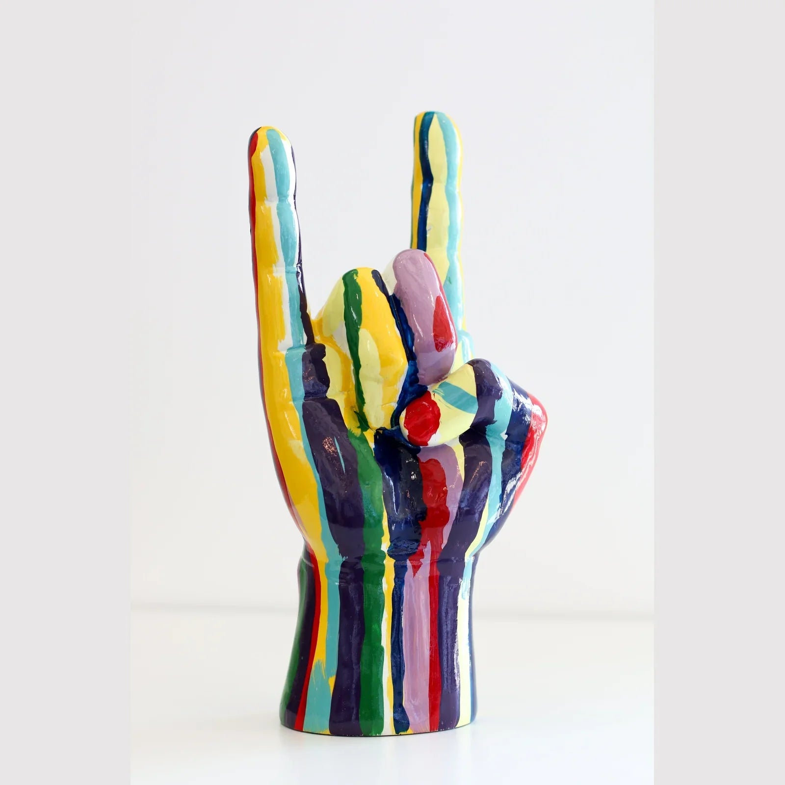 Graffiti Rock On Hand - Alcove